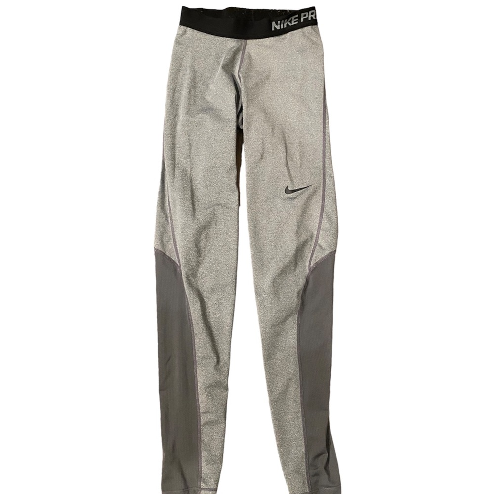 NIKE Pro Gray Double Toned 7/8 Leggings! Great condition